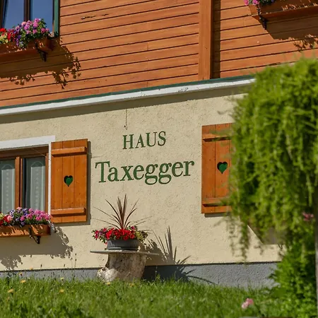 Apparthaus Taxegger Гостевой дом 3*