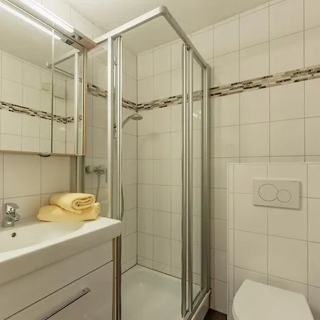Apparthaus Taxegger Casa de hóspedes Haus im Ennstal