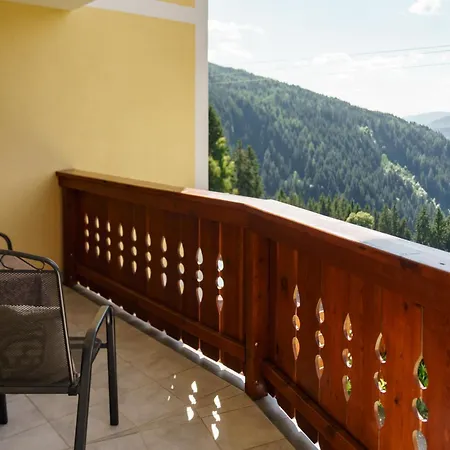 Apparthaus Taxegger Casa de hóspedes 4*