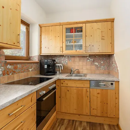 Apparthaus Taxegger 4*