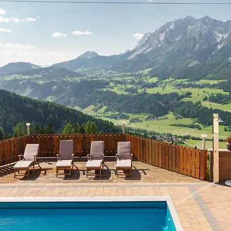 Apparthaus Taxegger Casa de hóspedes Haus im Ennstal