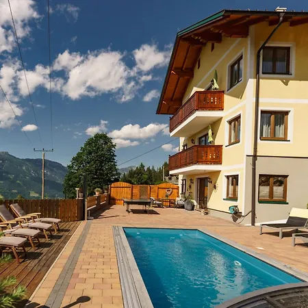 בית הארחה Apparthaus Taxegger האוס