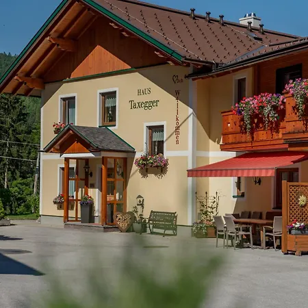 Guest house Apparthaus Taxegger 4*