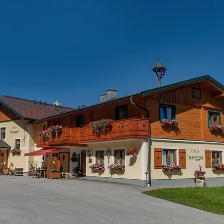 Apparthaus Taxegger Guest house