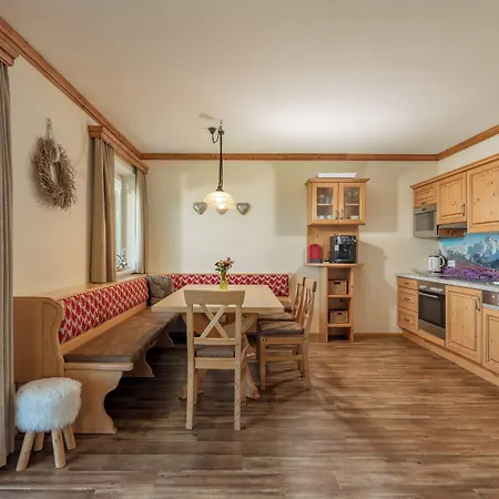 Apparthaus Taxegger 4* Haus im Ennstal
