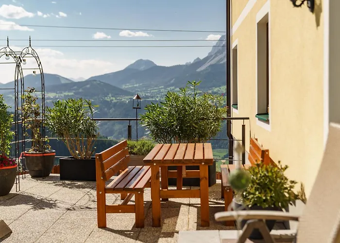 Apparthaus Taxegger Guest house Haus im Ennstal