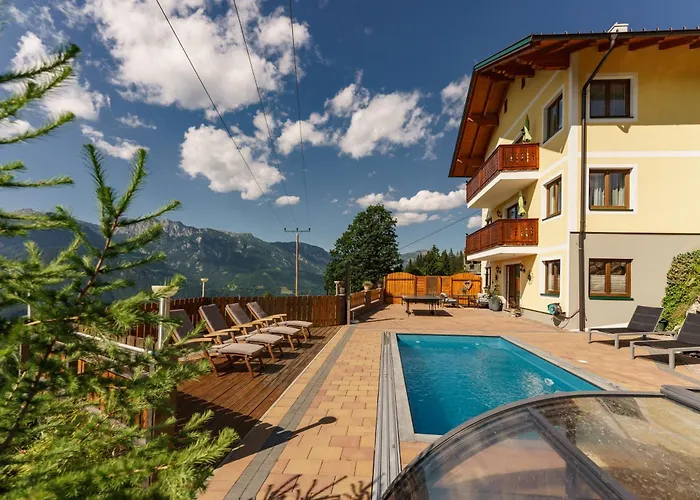 Guest house Apparthaus Taxegger Haus im Ennstal