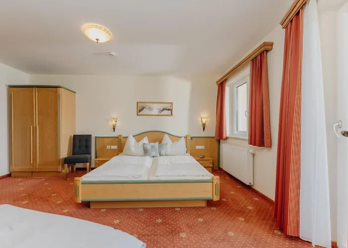 Apparthaus Taxegger 4*