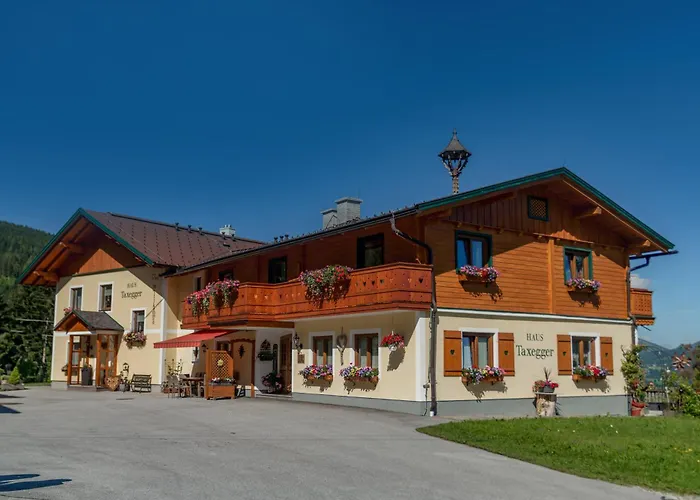 Apparthaus Taxegger Guest house