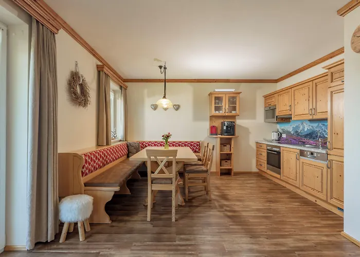 Apparthaus Taxegger 4* Haus im Ennstal