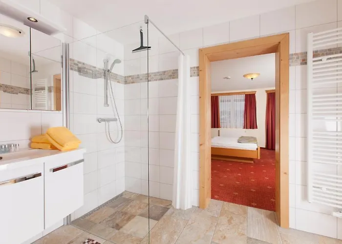 Apparthaus Taxegger Guest house 4*